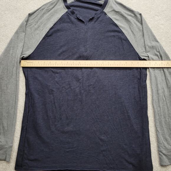 Lululemon Men’s Large Long Sleeve Athletic Shirt Navy Gray Raglan - Picture 5 of 6